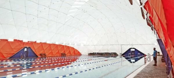 FAZ: Traglufthalle ermöglicht Schwimmen im Winter